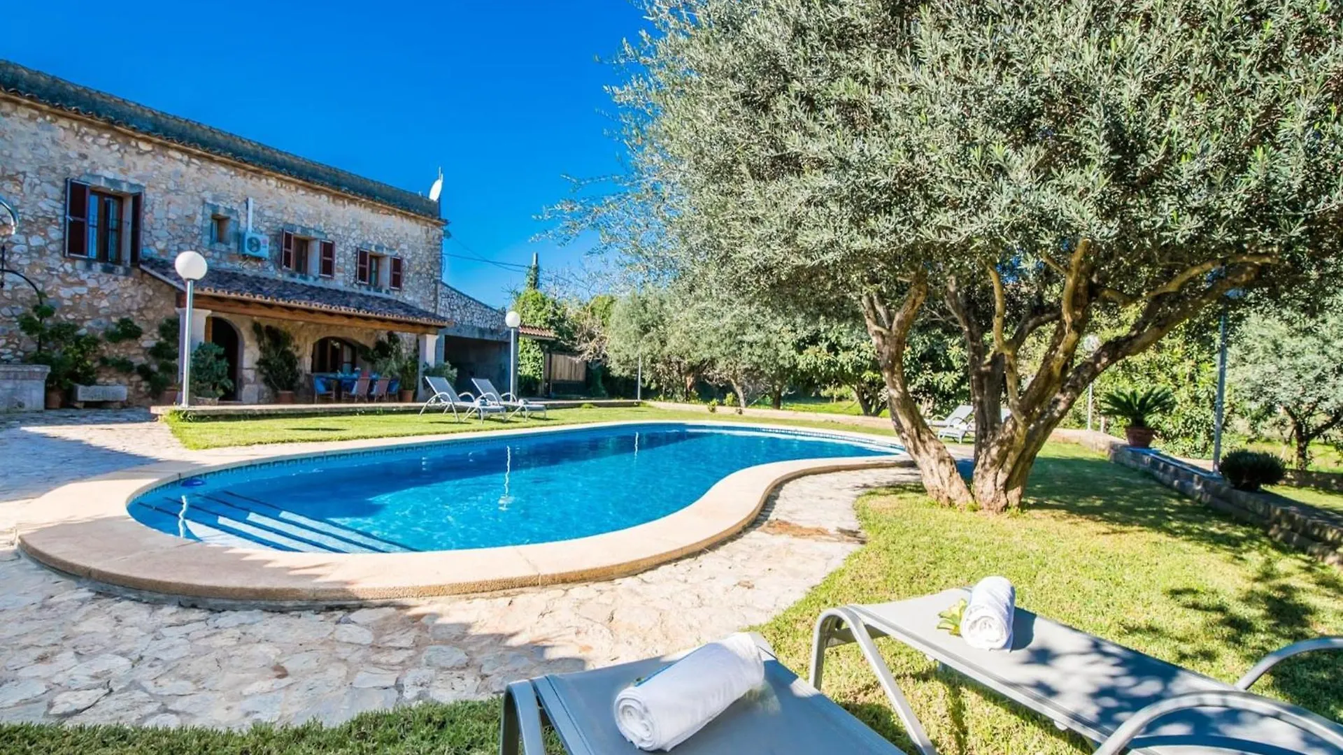 Rural Finca For 8 Guests Buger Holiday home