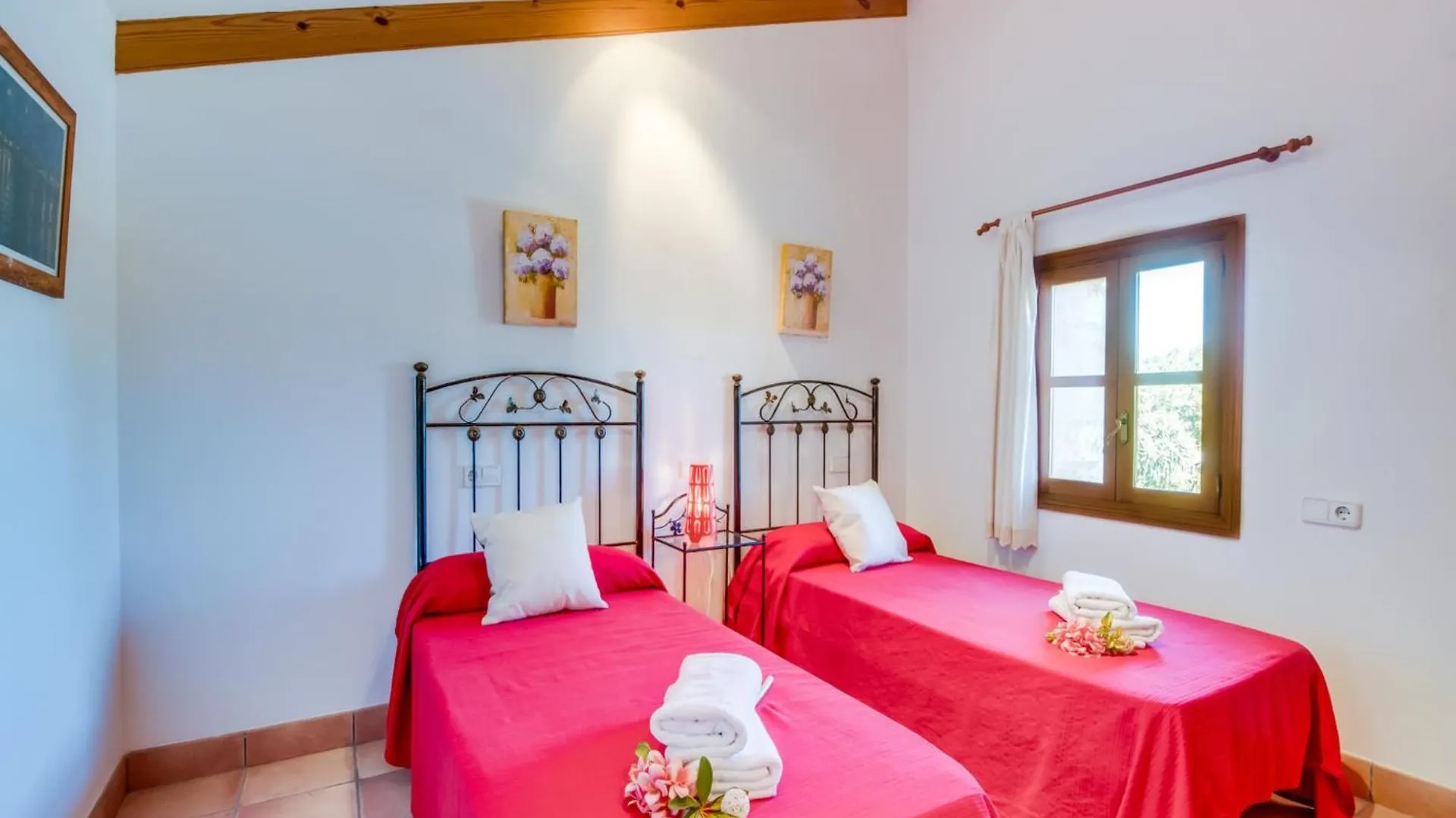Holiday home Rural Finca For 8 Guests Buger Spain