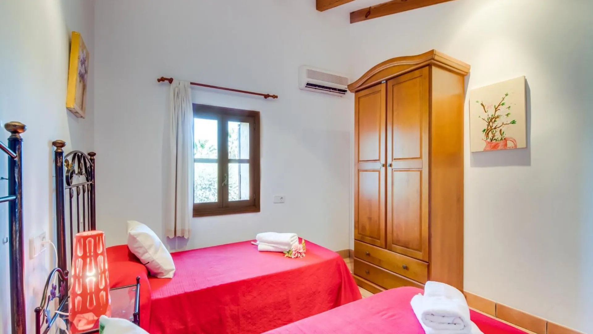 Rural Finca For 8 Guests Buger