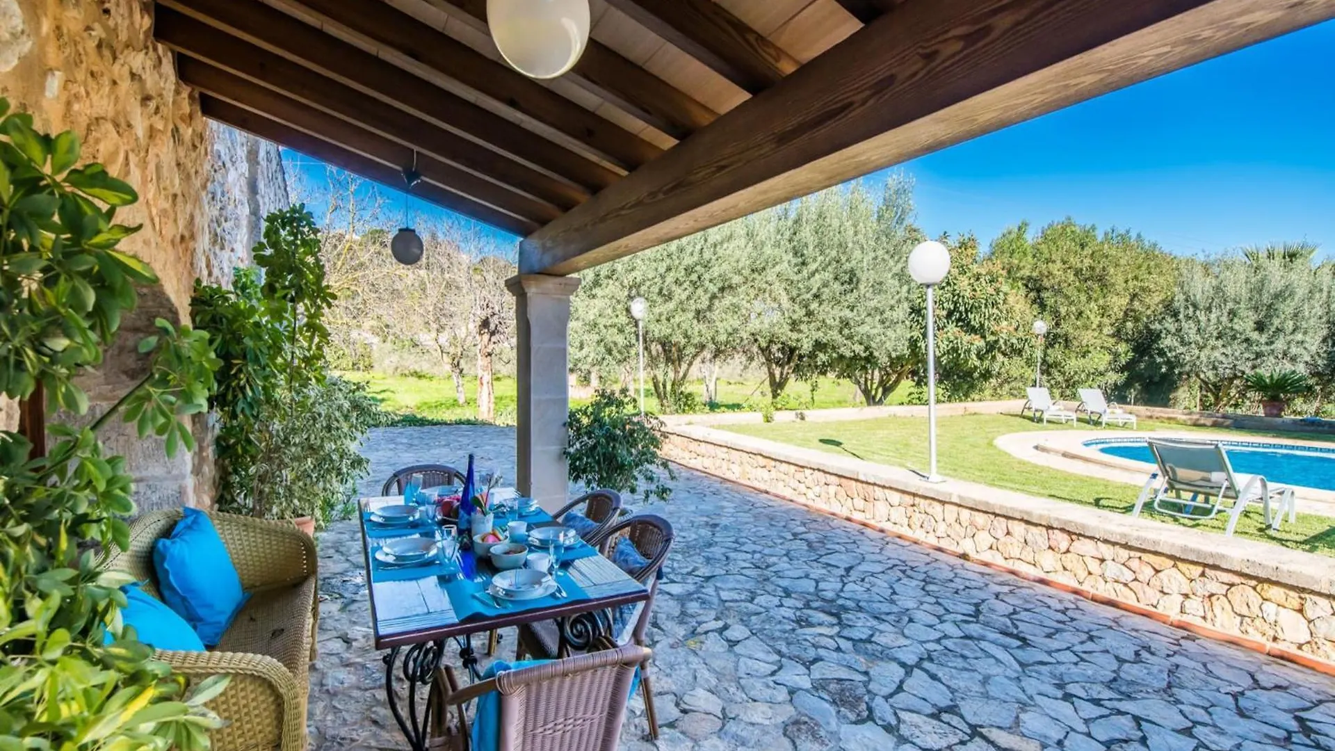 Holiday home Rural Finca For 8 Guests Buger